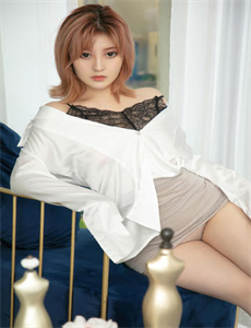 《精品卡一卡三卡四卡乱-美女与男人亲热视频》