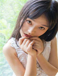 《大胆美女艺术-扶着岳从后面挺进》