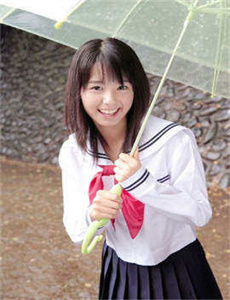 《图解gv-入室强伦女教师女学生》